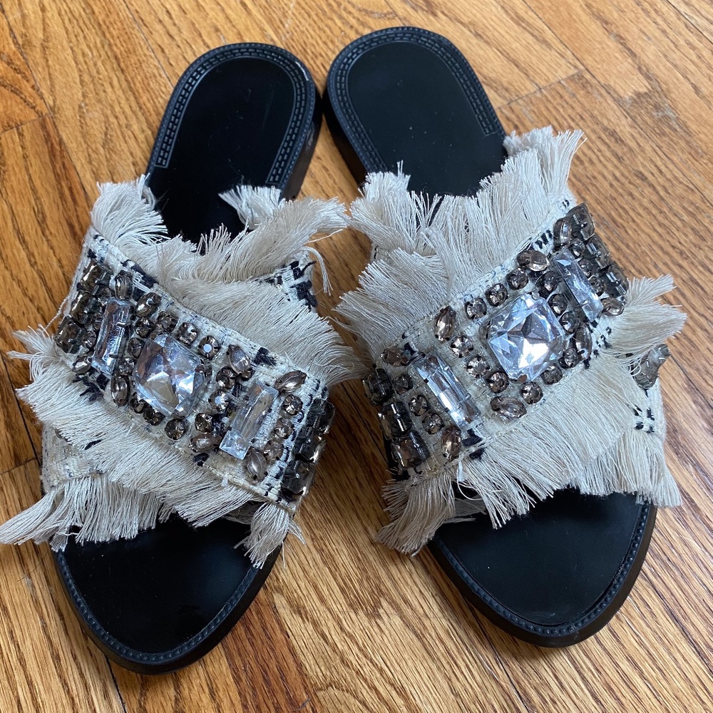 Zara Trafaluc Flat Sandals with beads (Size 40)